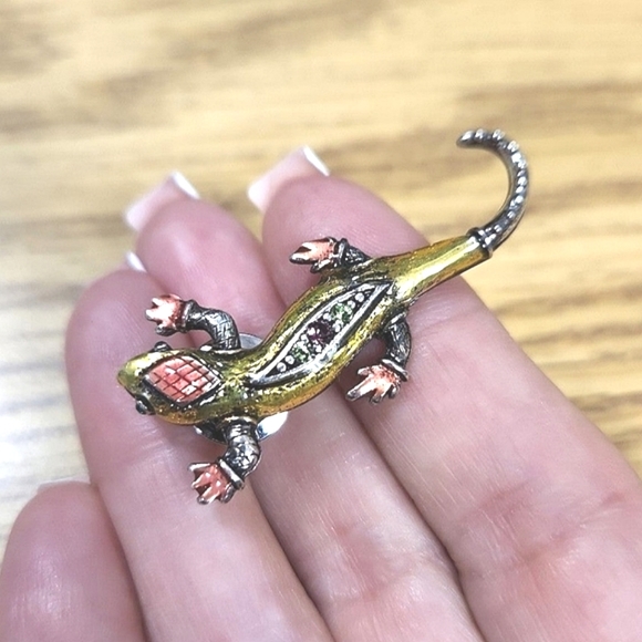 OLIT USA Crystal & Enamel Lizard Pin - Picture 2 of 4